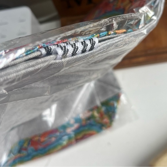 Brand New Hello Kitty Tote Bag - Never Used, Still in Poly Bag! - Picture 5 of 7